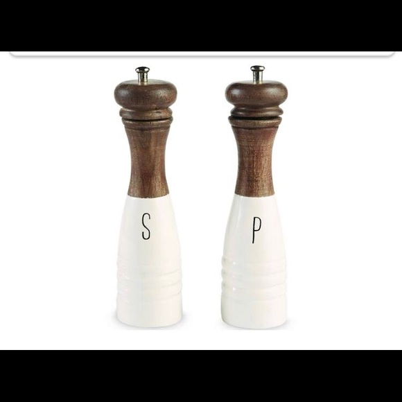 ISO salt and pepper grinders - Picture 1 of 1